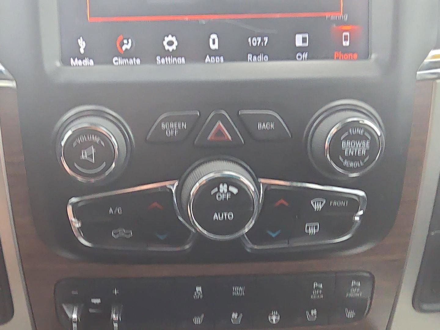 Used 2018 RAM 2500 Laramie w/ Convenience Group image 25