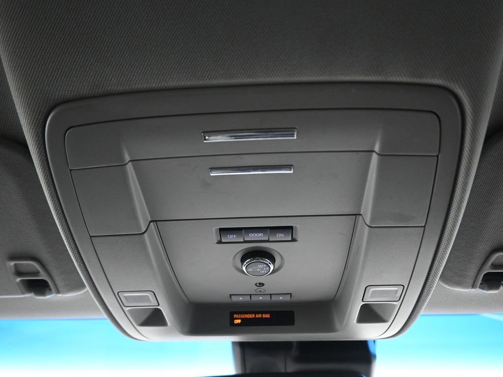 Used 2019 Chevrolet Tahoe LT w/ Luxury Package image 24