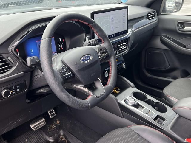 Certified 2024 Ford Escape ST-Line w/ Tech Pack #1 image 9