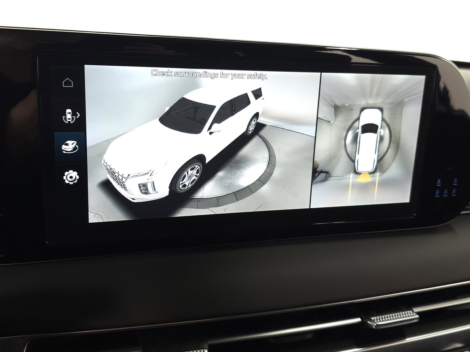 Used 2023 Hyundai Palisade Calligraphy image 37