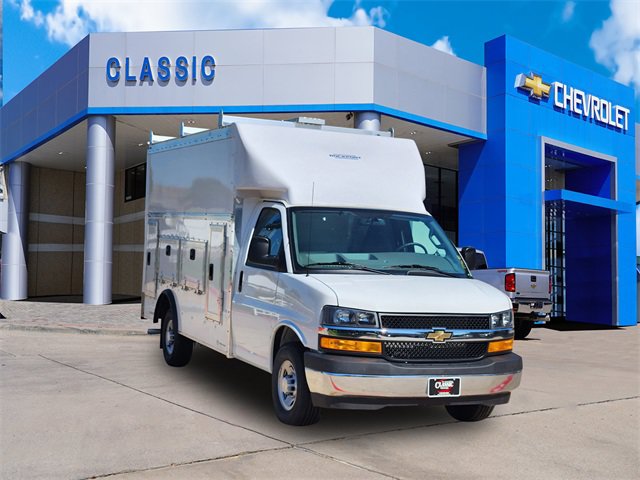 New 2025 Chevrolet Express 3500 w/ Power Convenience Package RWD image 36