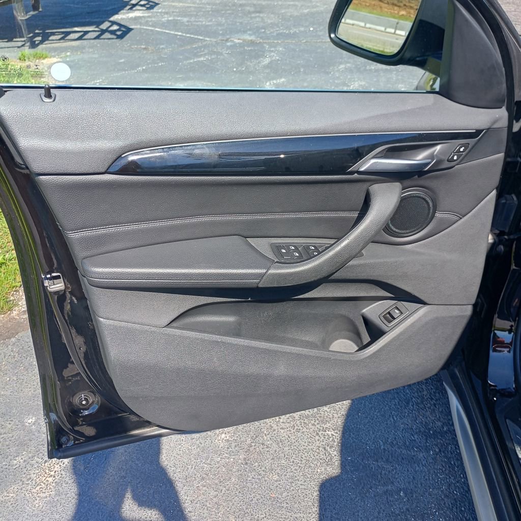 Used 2018 BMW X1 xDrive28i AWD/4WD image 11