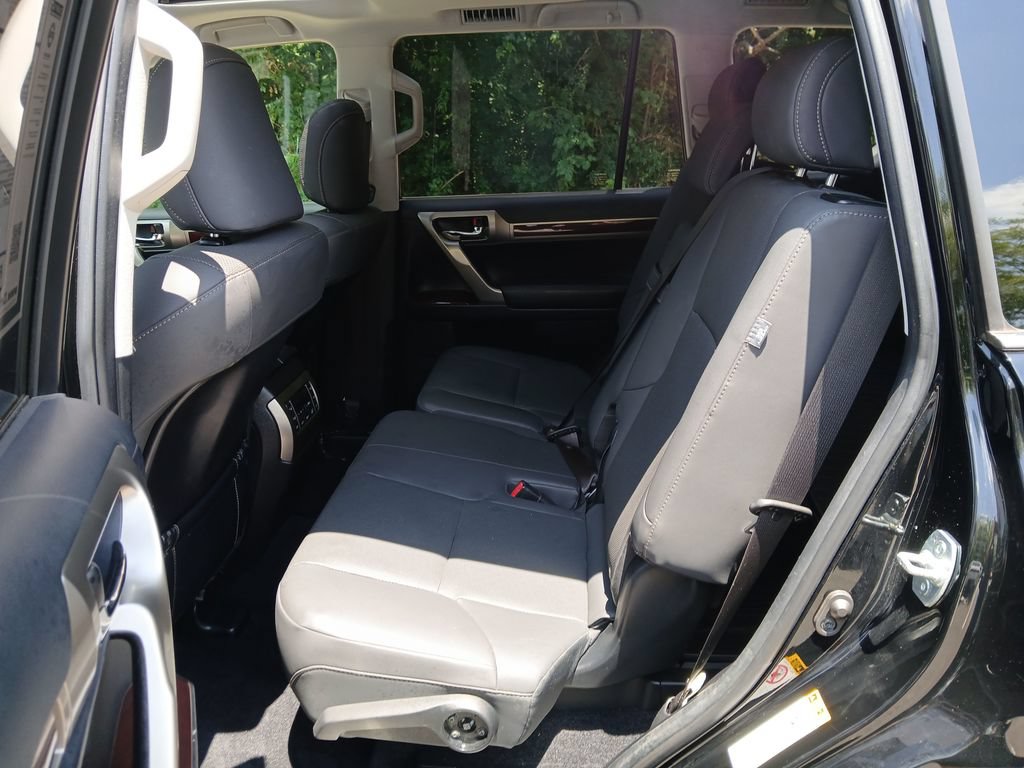 Used 2019 Lexus GX 460 Premium AWD/4WD image 46