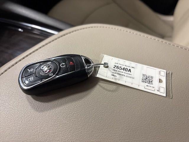 Used 2020 Buick Enclave Premium w/ Sun and Sites Package AWD/4WD image 32