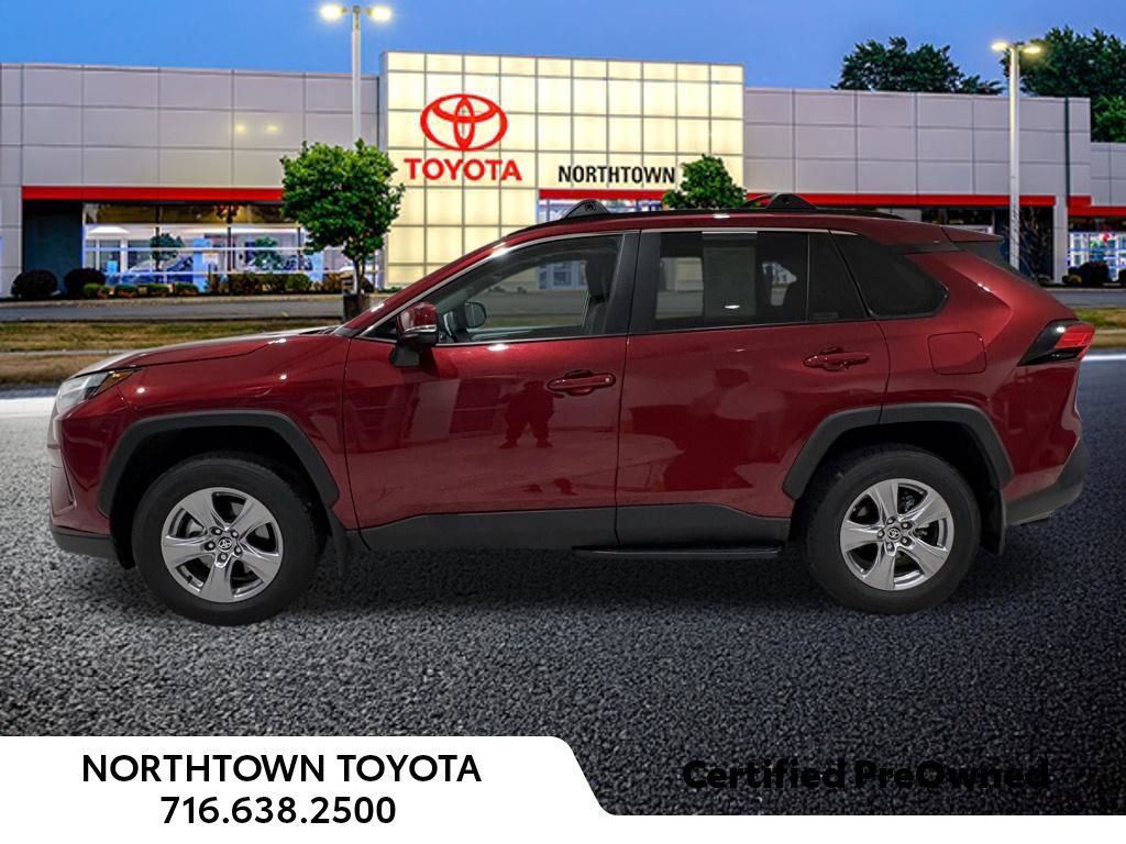 Used 2025 Toyota RAV4 XLE w/ Convenience Package image 2