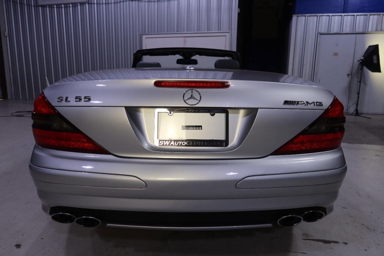 Used 2005 Mercedes-Benz SL 55 AMG SL 55 AMG 2dr Convertible image 4