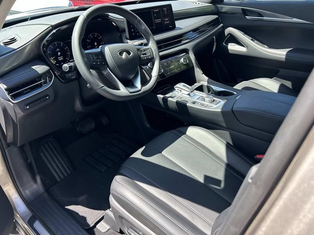 Certified 2026 INFINITI QX60 Luxe w/ Cargo Package AWD/4WD image 15