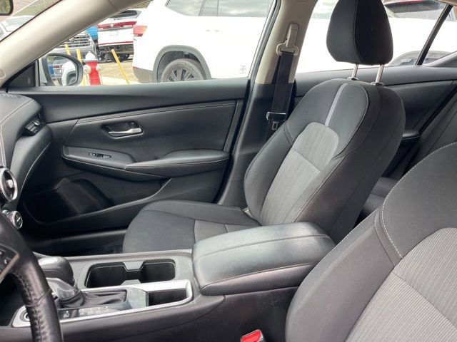 Used 2023 Nissan Sentra SV w/ All-Weather Package FWD image 10
