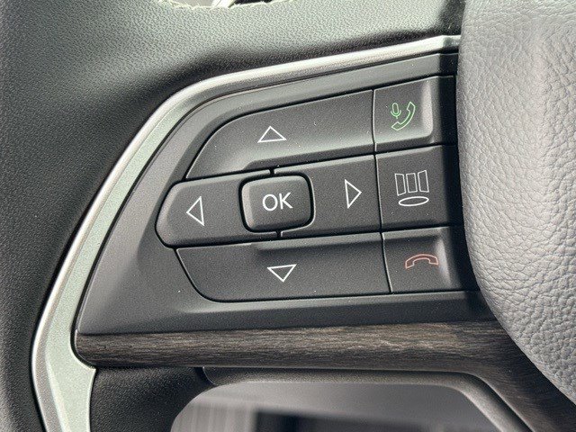 New 2025 Jeep Grand Cherokee L Limited image 16