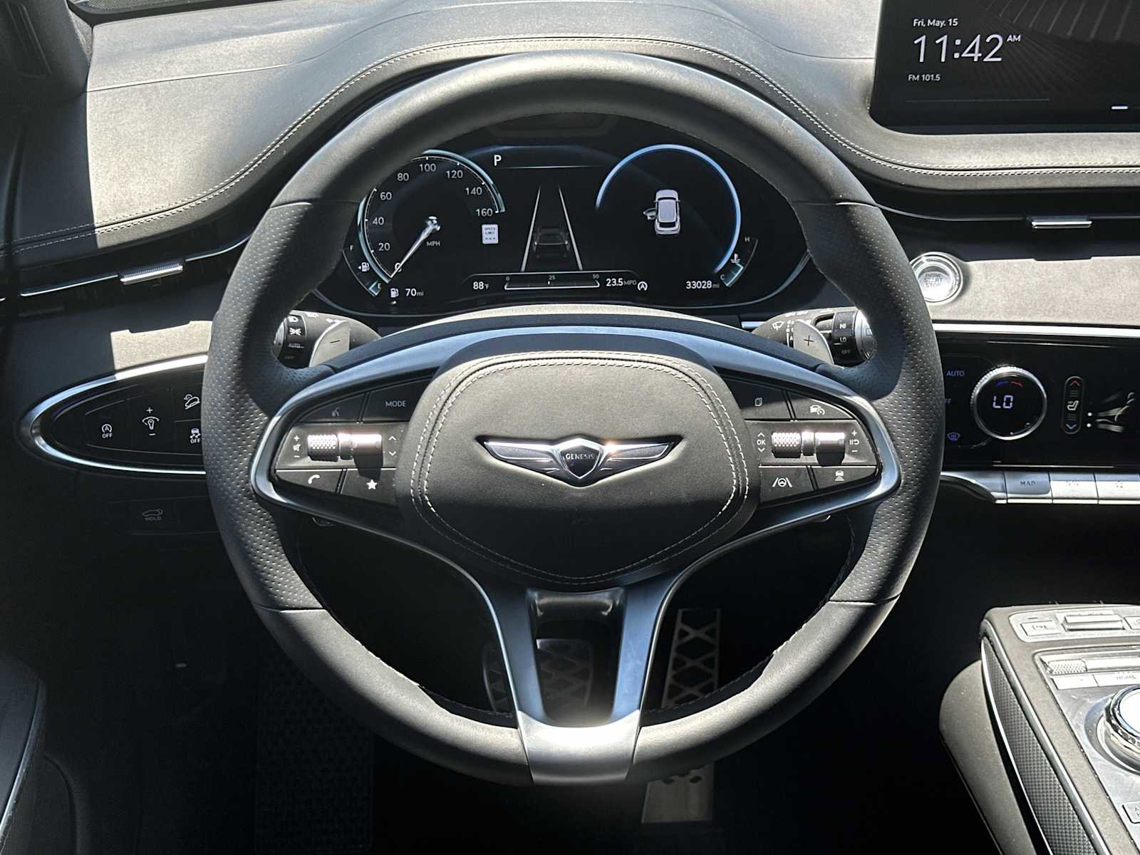 Used 2024 Genesis GV70 2.5T w/ Sport Prestige Package AWD/4WD image 12