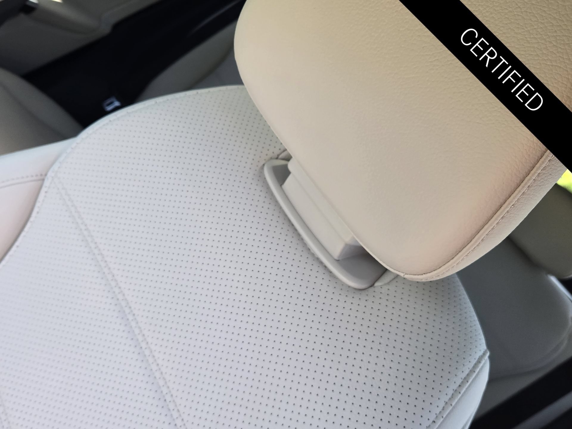 Certified 2026 Mercedes-Benz GLC 300 image 22