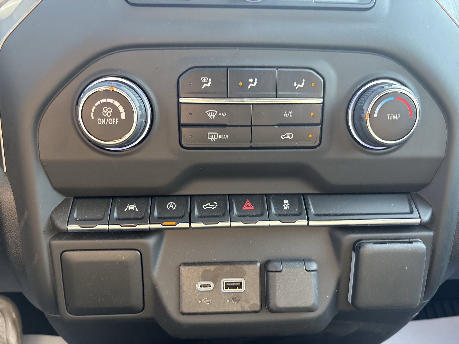 Used 2026 Chevrolet Silverado 1500 Custom w/ Turbomax Blackout Package AWD/4WD image 21