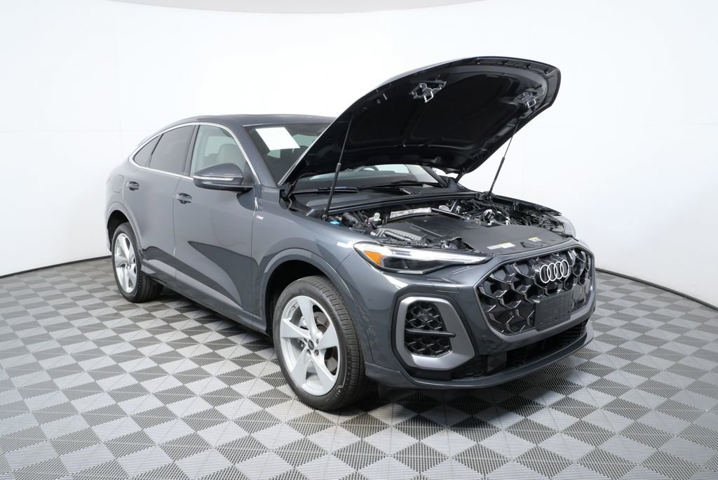 Used 2025 Audi Q5 Premium Plus w/ Premium Plus image 28
