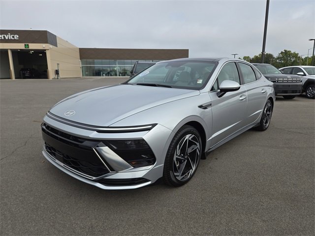 Certified 2024 Hyundai Sonata SEL w/ Convenience Package image 2