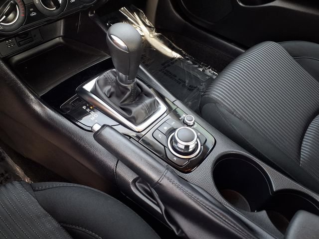 Used 2016 MAZDA MAZDA3 i Sport w/ Preferred Equipment Package FWD image 19