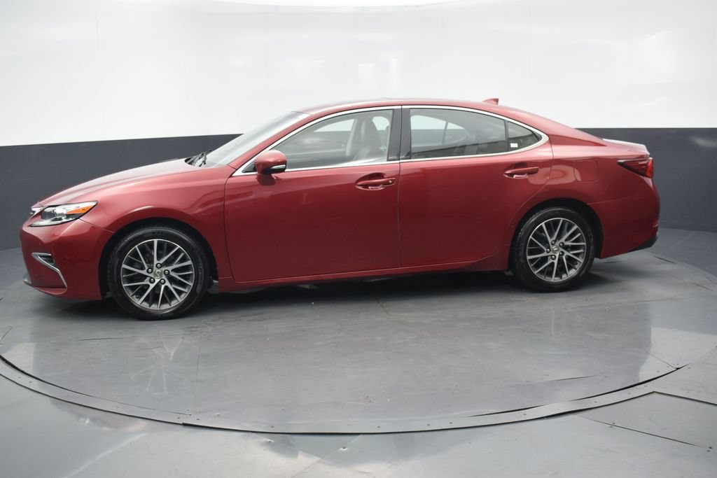 Used 2017 Lexus ES 350 FWD image 2
