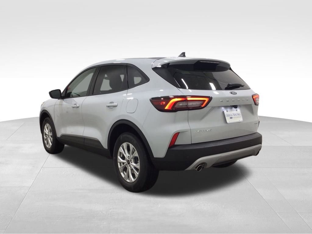 New 2026 Ford Escape Active w/ Tech Pack #1 AWD/4WD image 3
