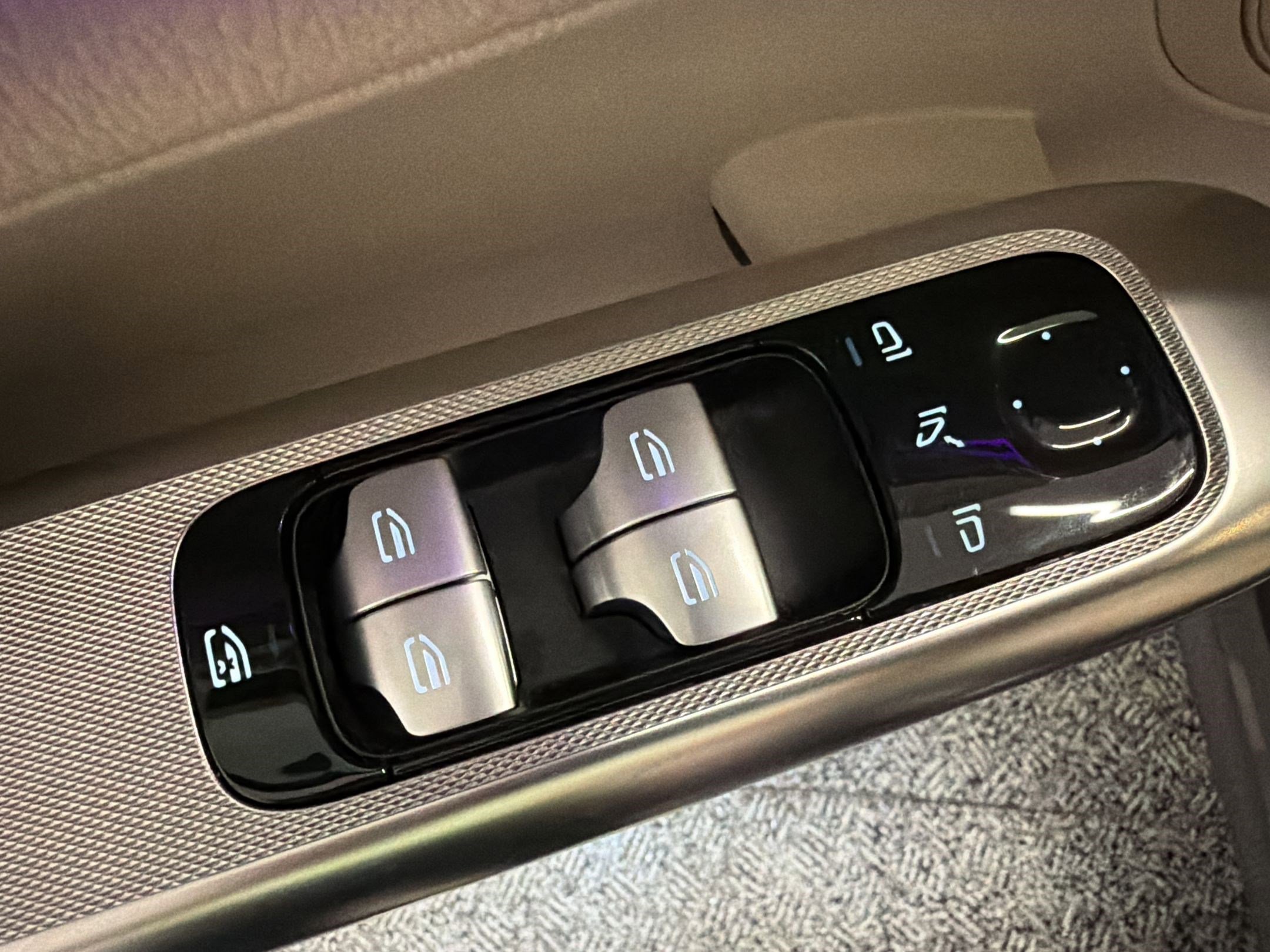 Certified 2026 Mercedes-Benz GLC 300 4MATIC image 19