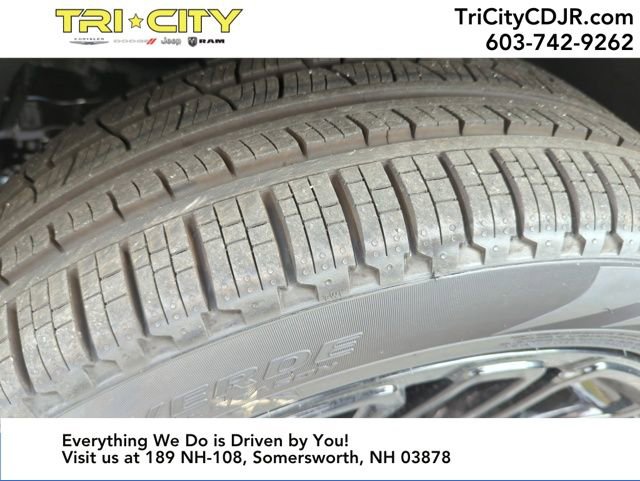 New 2025 Jeep Wagoneer Series II w/ Convenience Group I image 28