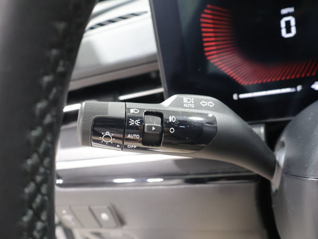 Used 2025 Kia K5 GT-Line w/ GT-Line Premium Package AWD/4WD image 37
