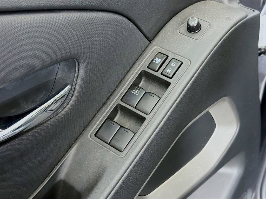 Used 2024 Nissan Frontier SV w/ SV Convenience Package image 19