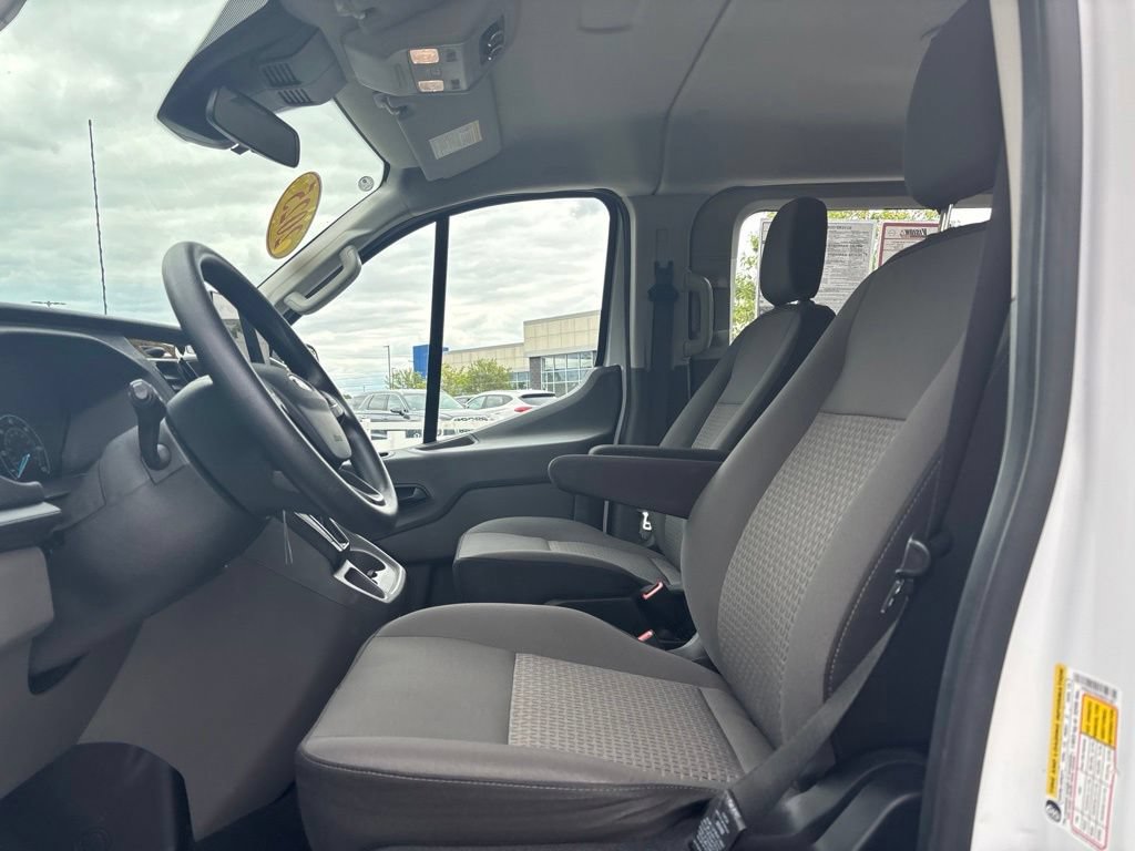 Used 2025 Ford Transit 350 XLT RWD image 11
