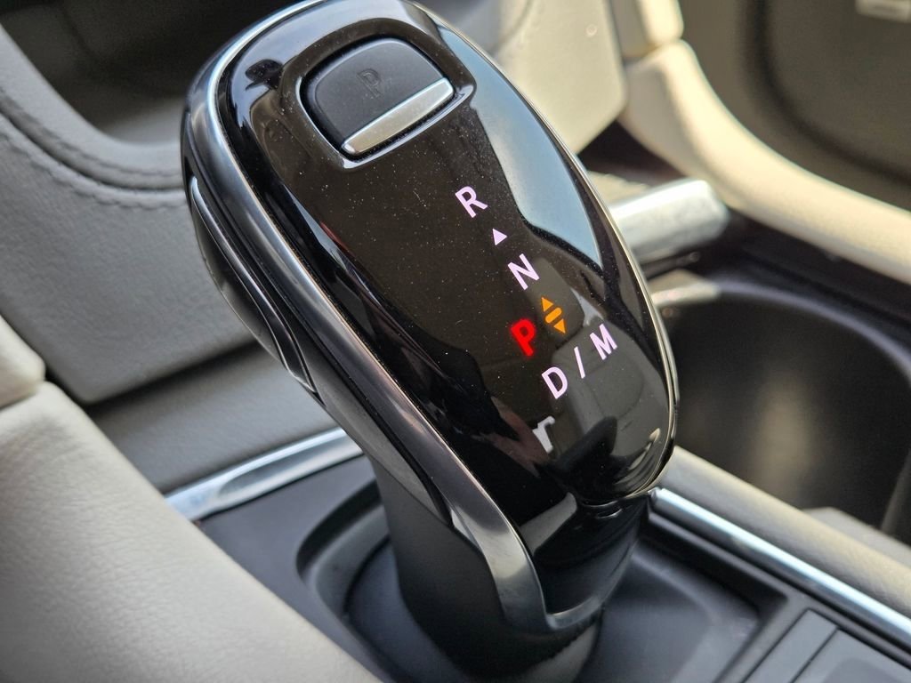 Used 2022 Cadillac XT6 Premium Luxury image 41