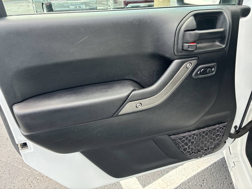 Used 2018 Jeep Wrangler Unlimited Sport S AWD/4WD image 12