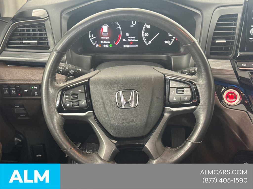 Used 2025 Honda Odyssey Elite image 25