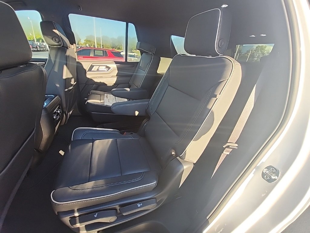 New 2026 GMC Yukon Elevation image 16
