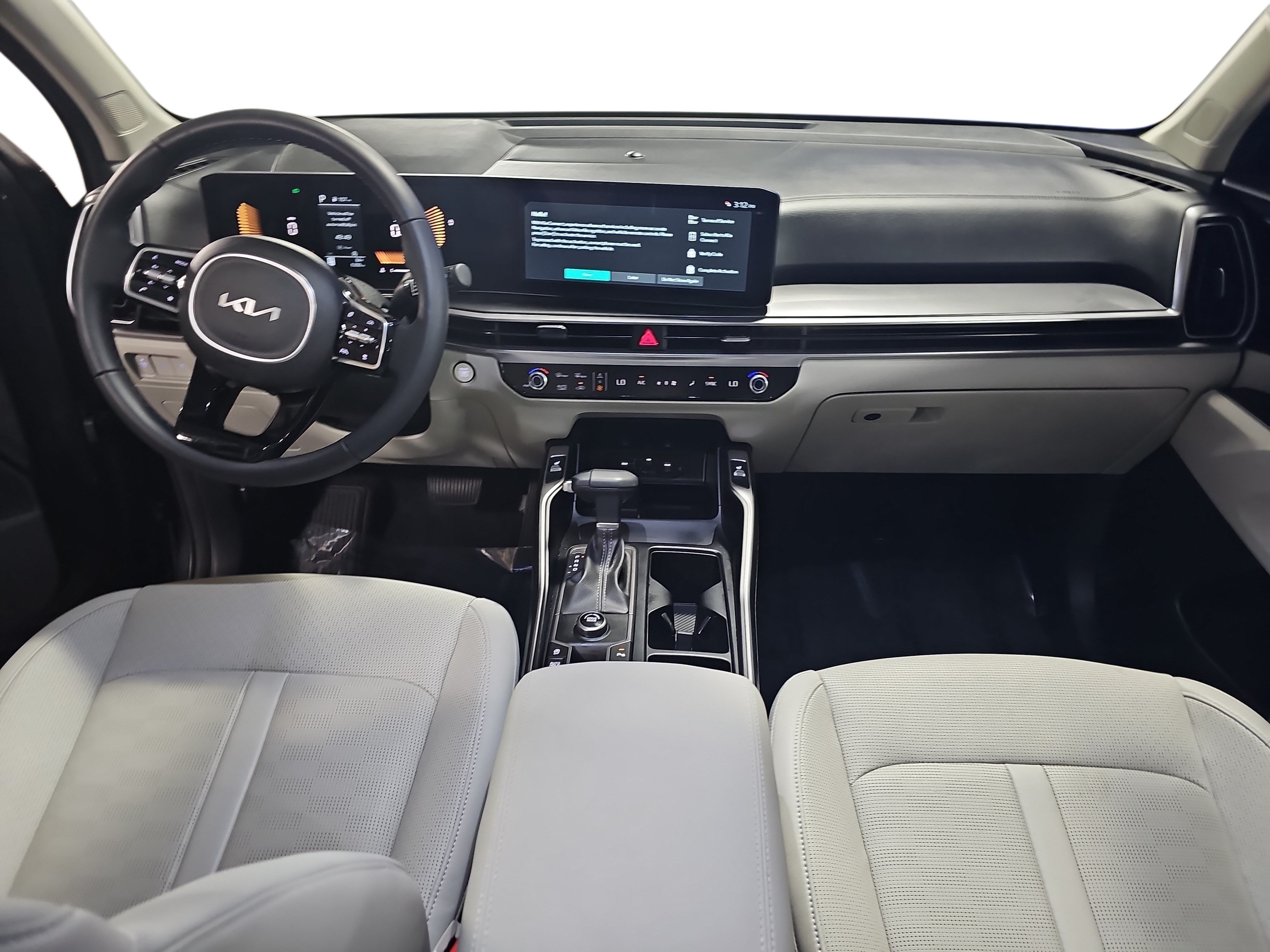 Used 2025 Kia Sorento EX w/ Panoramic Sunroof Package FWD image 9