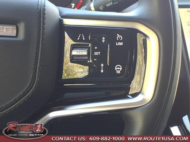 Used 2025 Land Rover Range Rover Sport SE AWD/4WD image 18