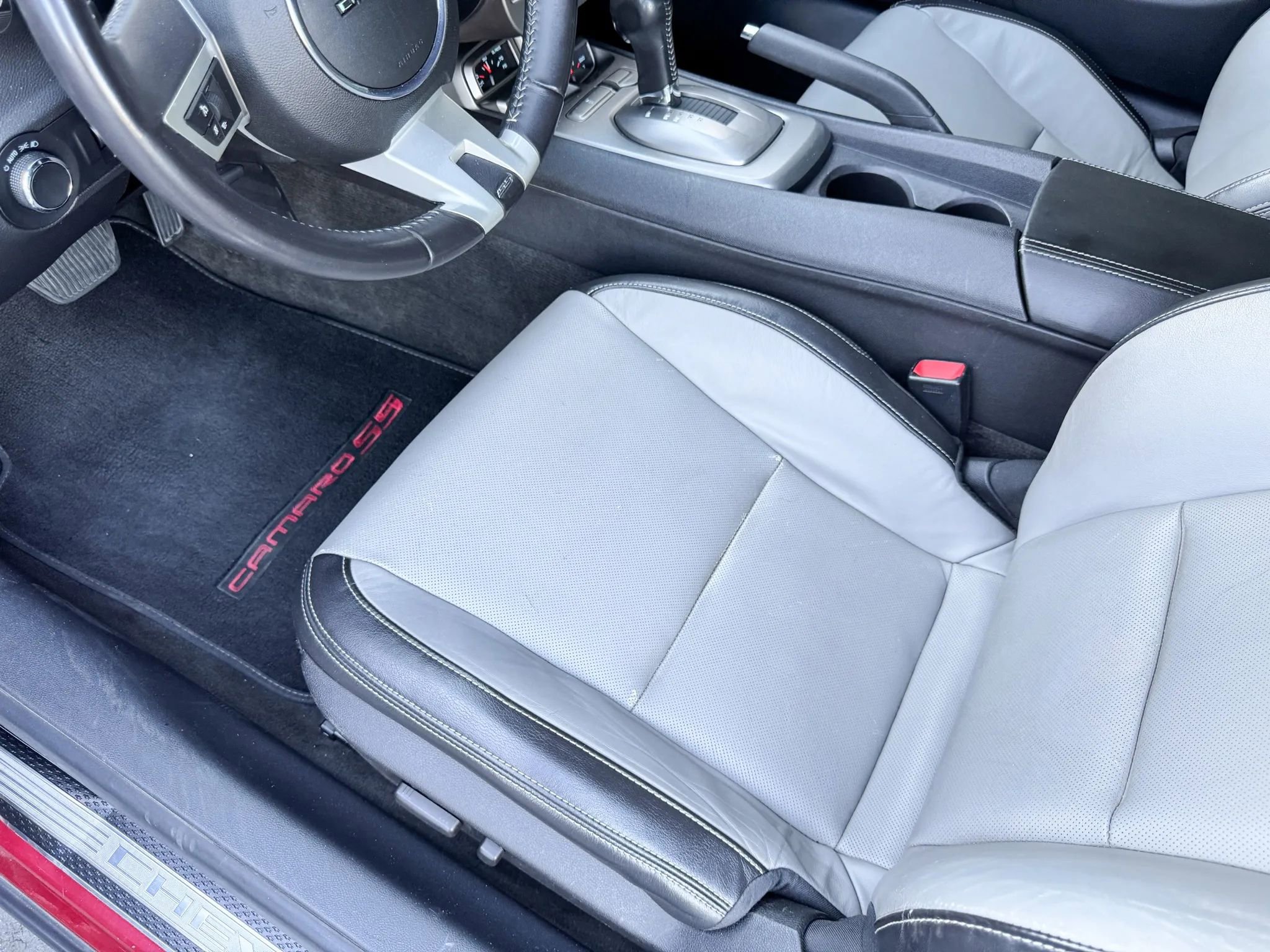 Used 2010 Chevrolet Camaro SS w/ RS Package image 12