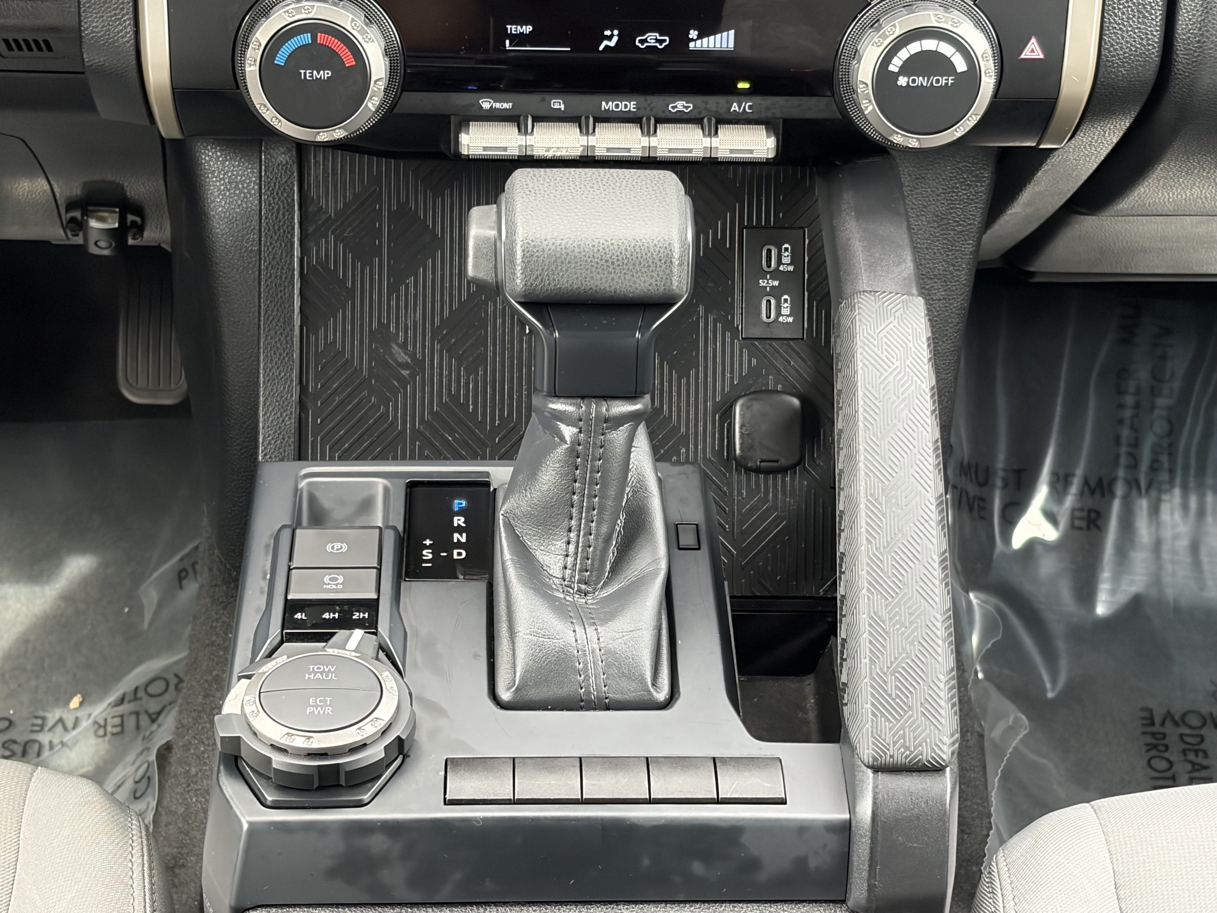 Certified 2024 Toyota Tacoma SR5 AWD/4WD image 16