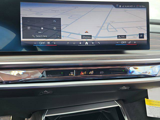 New 2026 BMW 750e xDrive w/ Executive Package image 22