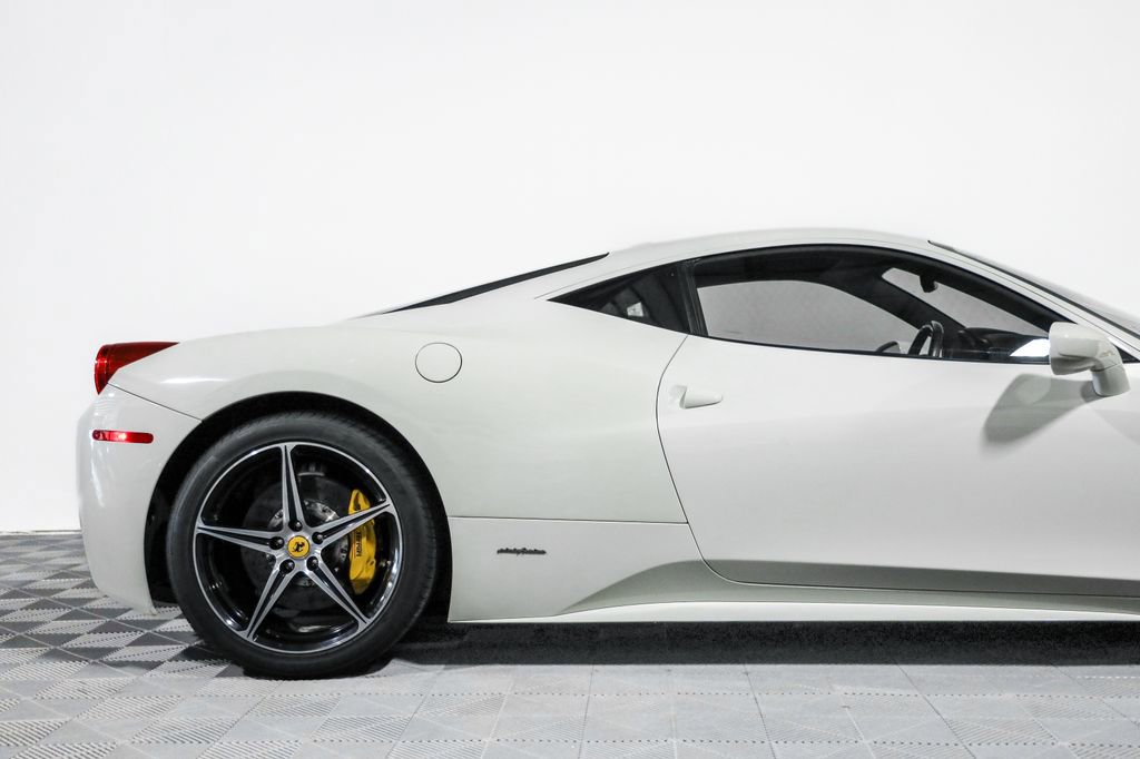 Used 2012 Ferrari 458 Italia Coupe image 2