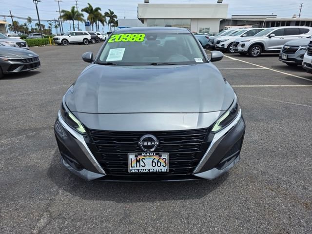 Used 2023 Nissan Altima 2.5 SV FWD image 2