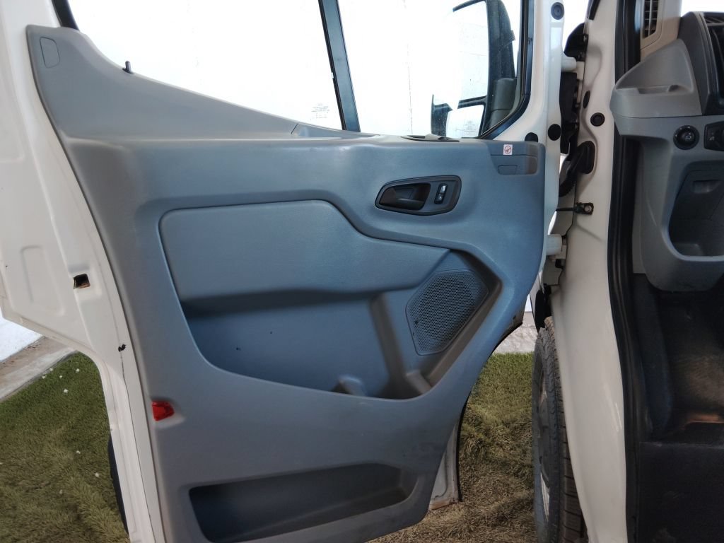 Used 2019 Ford Transit 350 XL RWD image 21