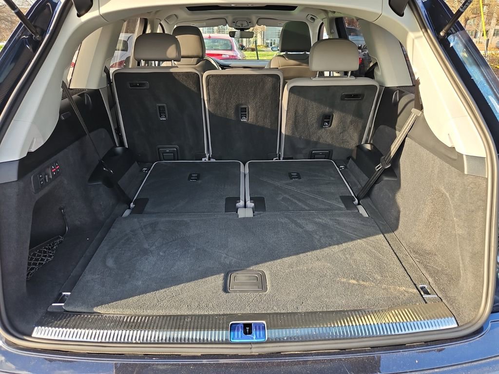 Used 2023 Audi Q7 3.0T Prestige w/ Prestige Package image 17