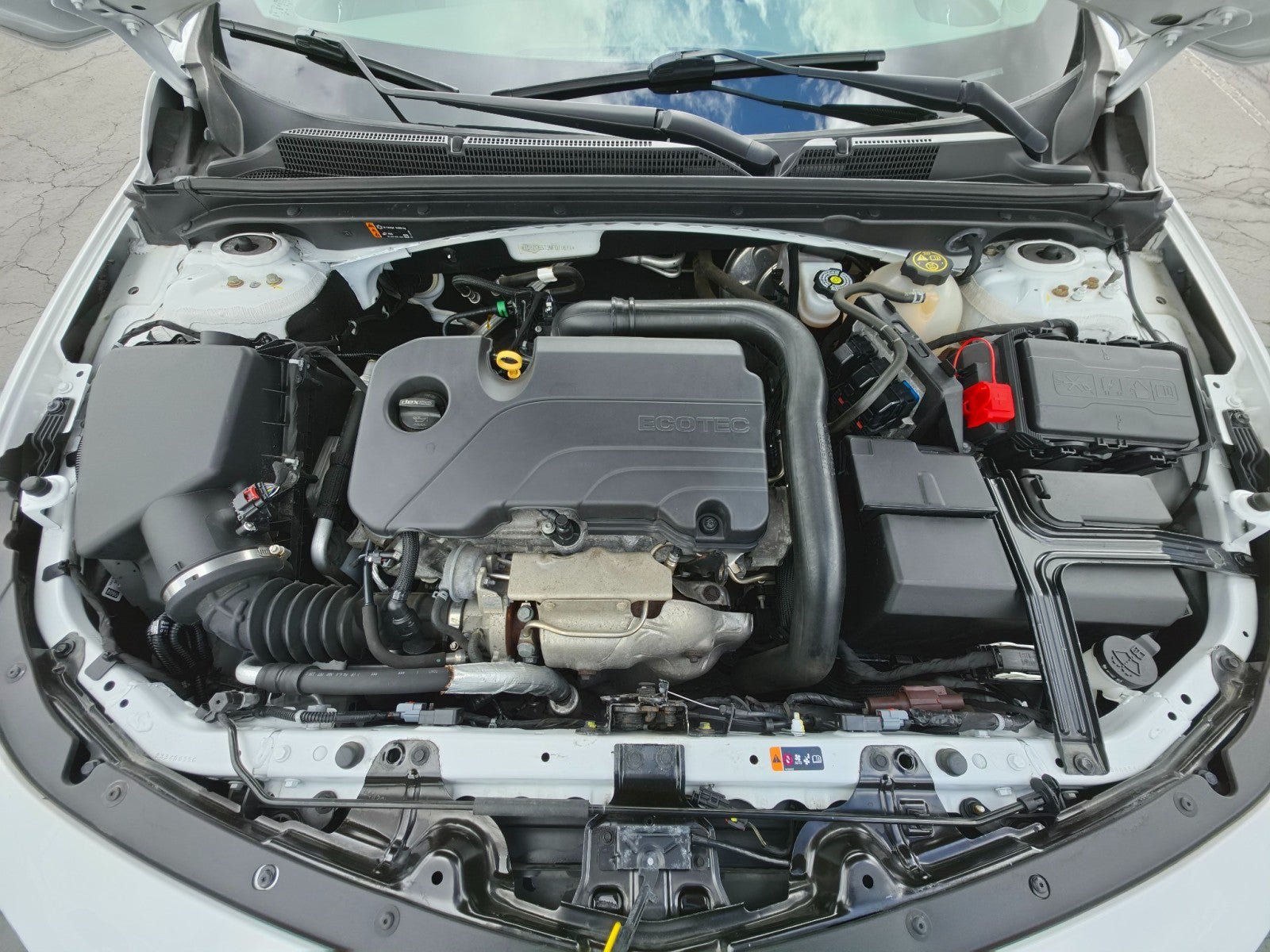 Used 2021 Chevrolet Malibu LT FWD image 11