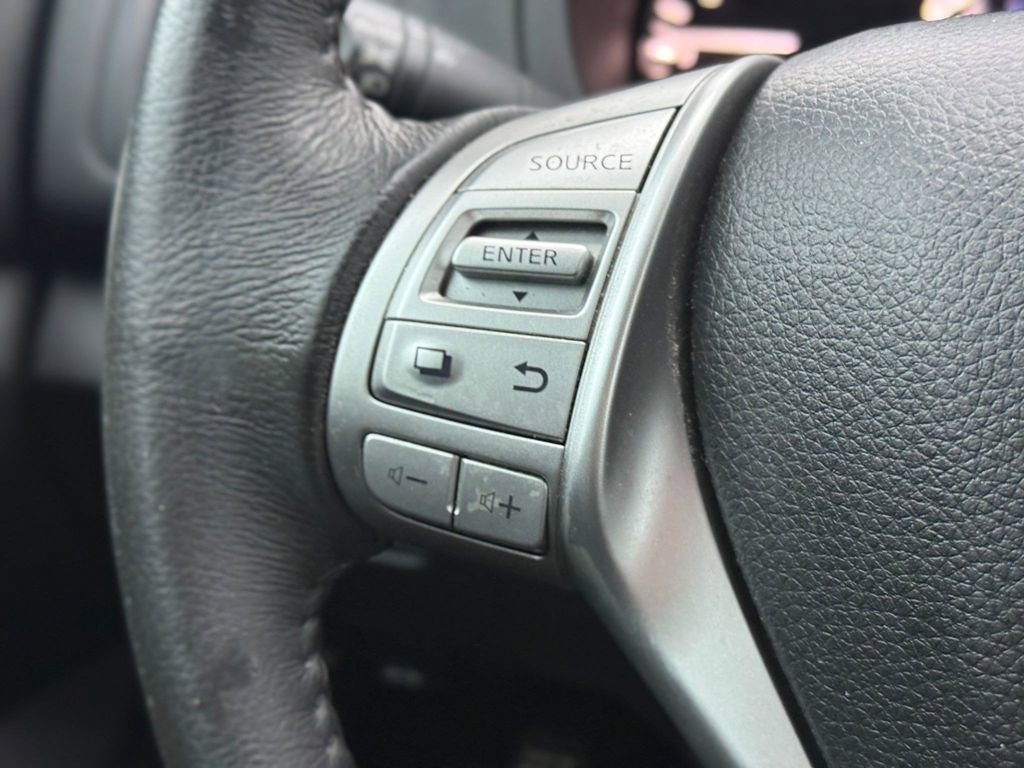 Used 2017 Nissan Altima 2.5 SV image 21