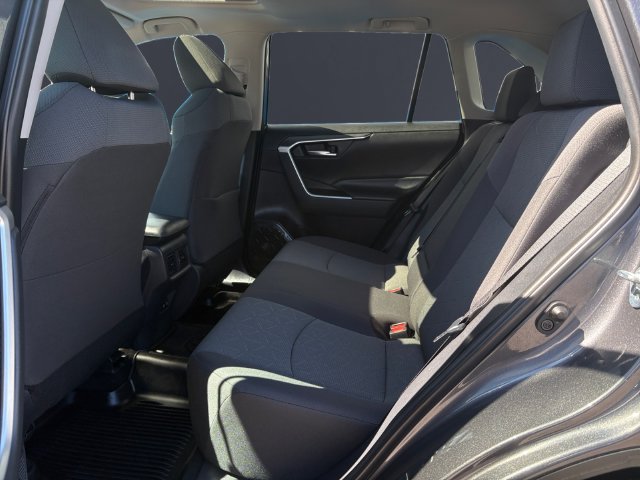 Used 2019 Toyota RAV4 XLE w/ Convenience Package AWD/4WD image 13