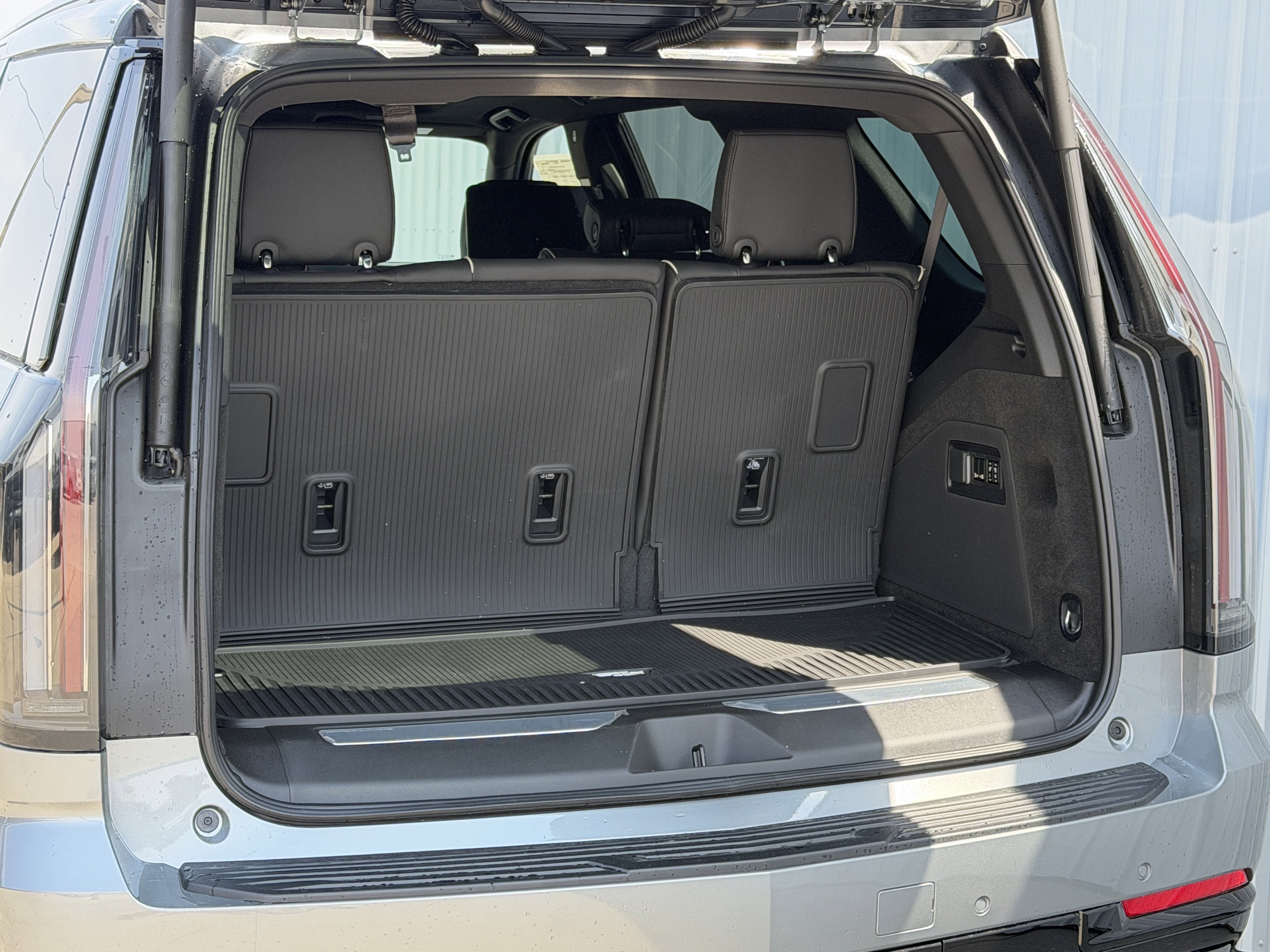 New 2026 Cadillac Escalade Sport w/ Touring Package AWD/4WD image 5