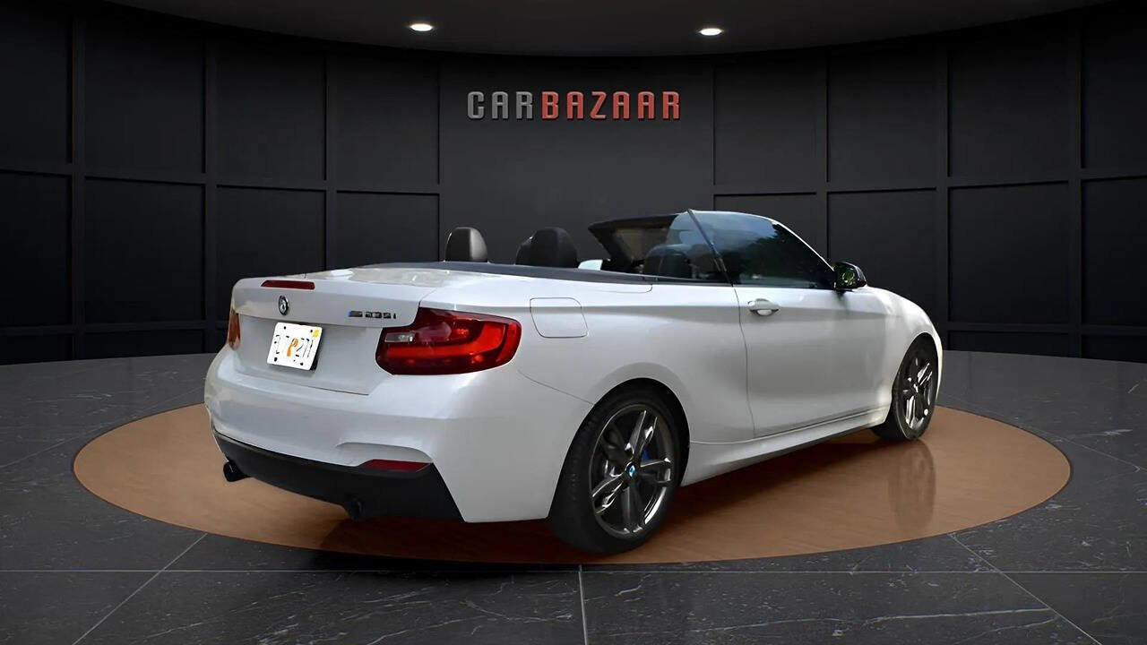 Used 2015 BMW M235i Convertible image 10