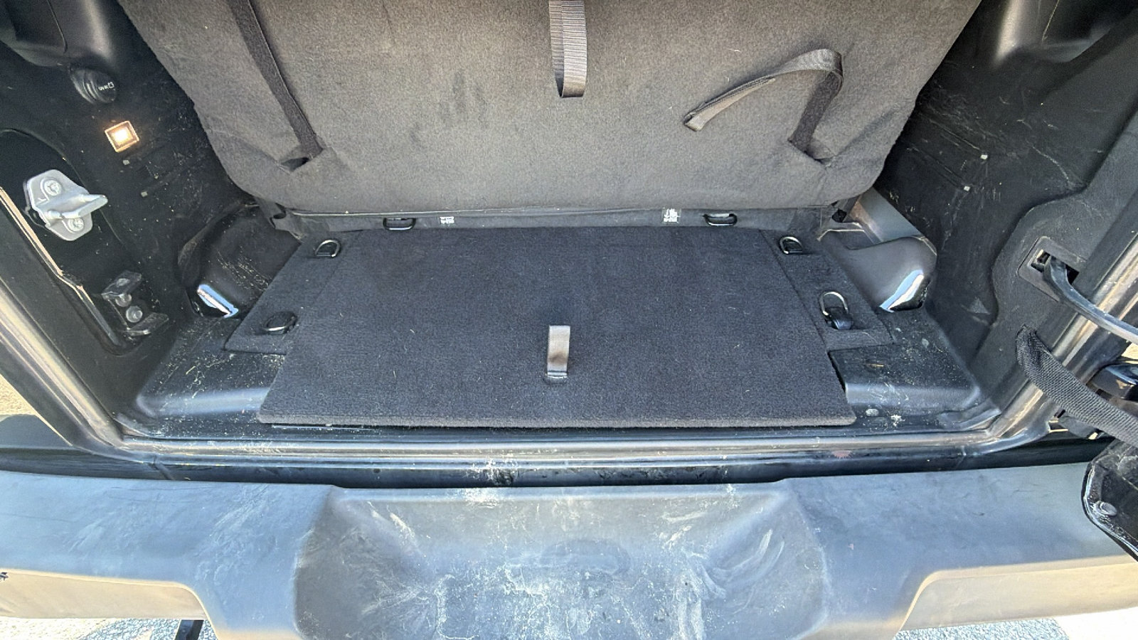 Used 2023 Jeep Wrangler Sport AWD/4WD image 13