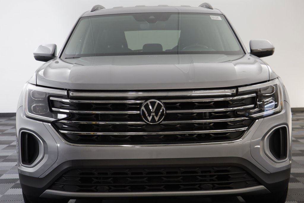 Certified 2025 Volkswagen Atlas SE image 19