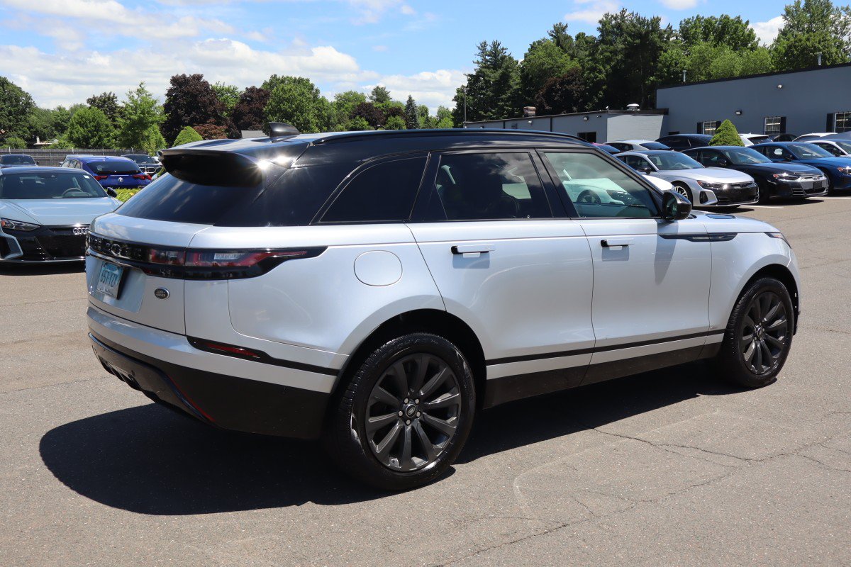 Used 2019 Land Rover Range Rover Velar R-Dynamic SE AWD/4WD image 6