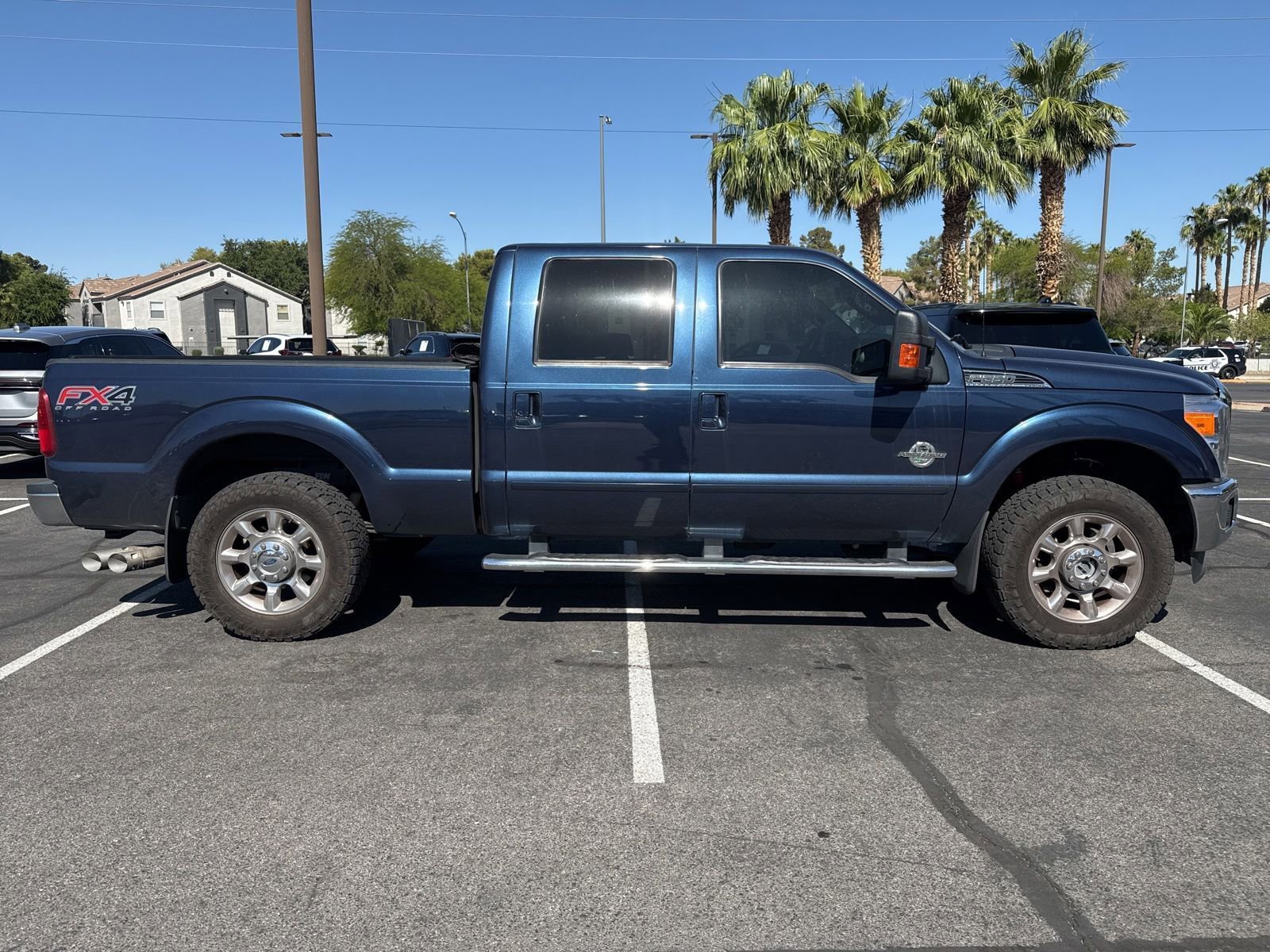 Used 2016 Ford F250 Lariat w/ Lariat Interior Package AWD/4WD image 4
