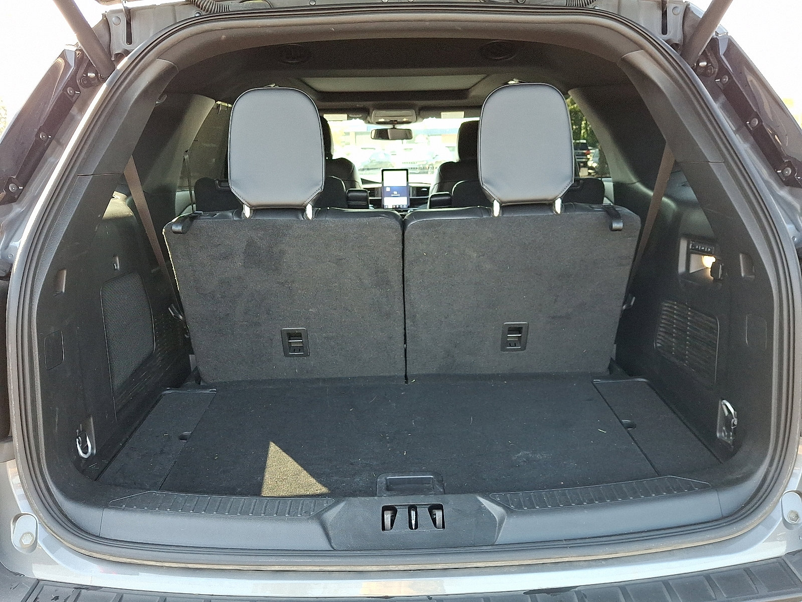 Used 2023 Ford Explorer ST w/ Equipment Group 401A image 33