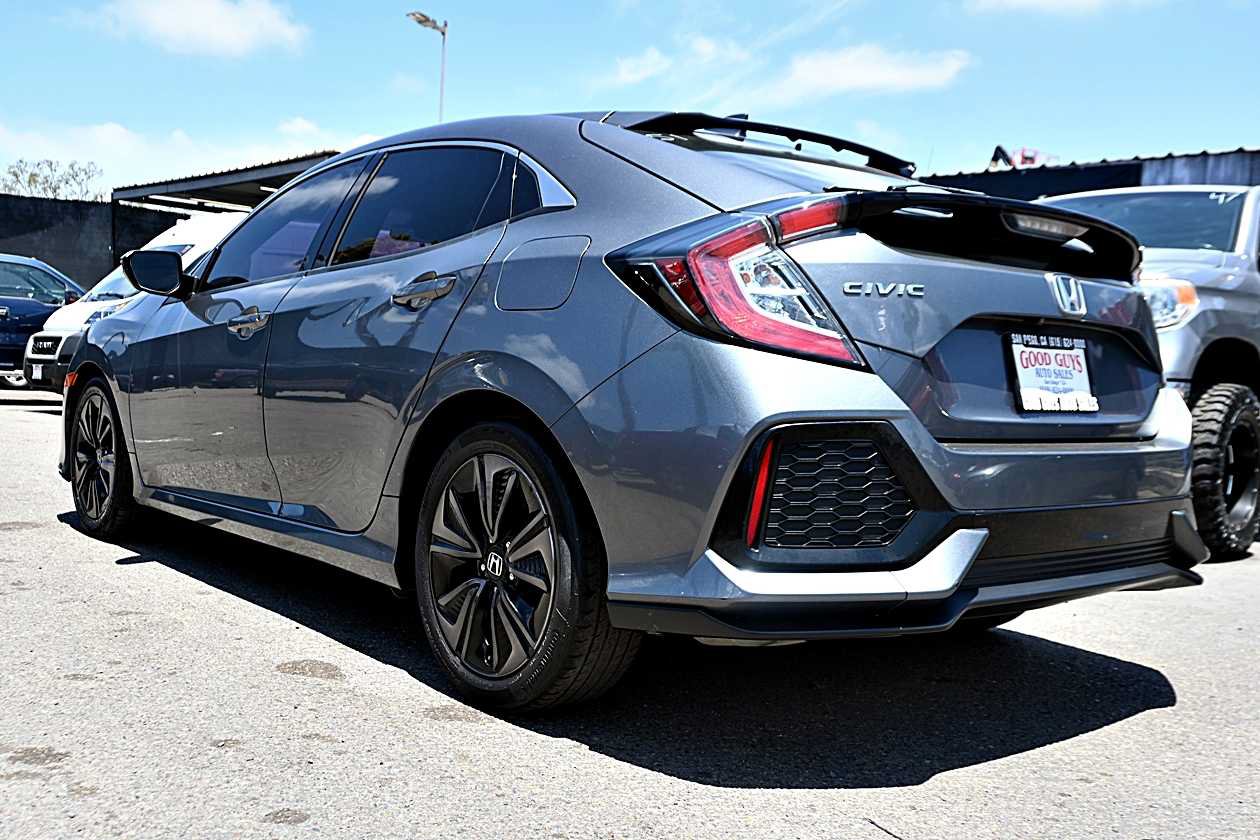 Used 2018 Honda Civic EX image 5